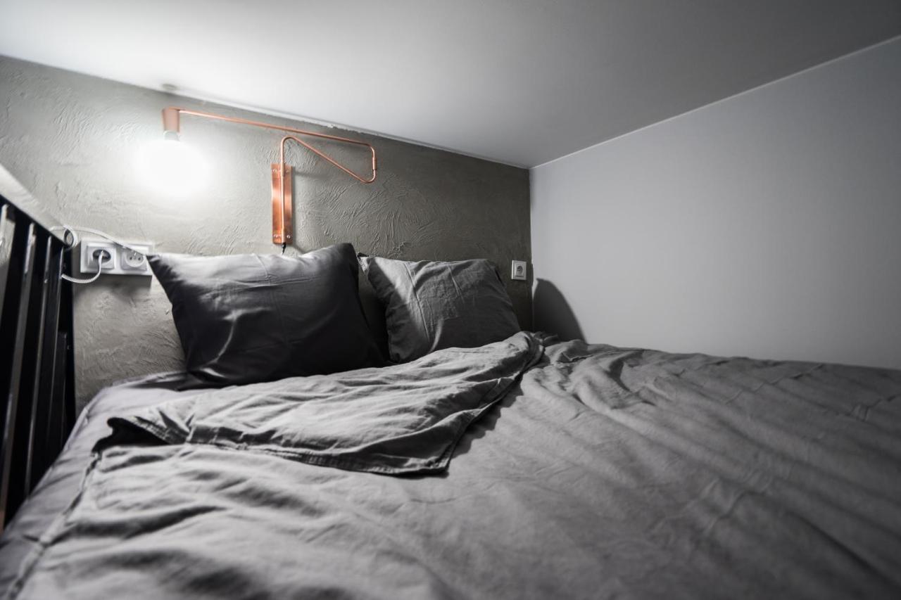 Zamkniete - Golden Apartments- Zabkowska * Warszawa